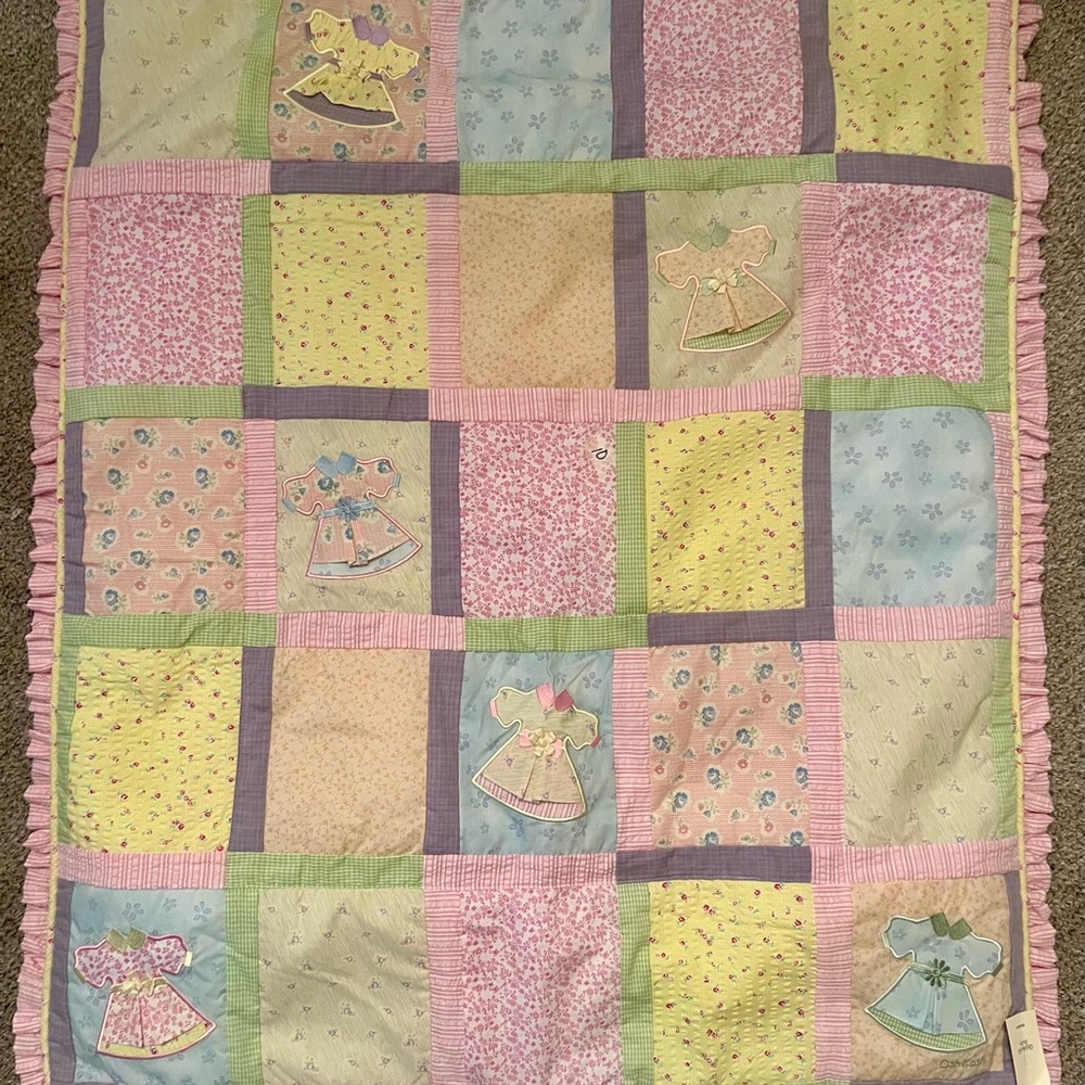 OshKosh B'gosh Pastel Patchwork Quilt
